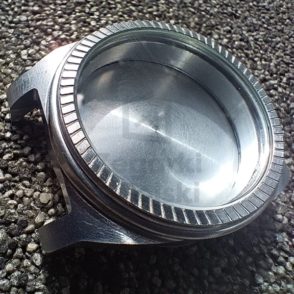 Zegarek manufakturowy admirał Unrug - prototyp koperty z aluminium